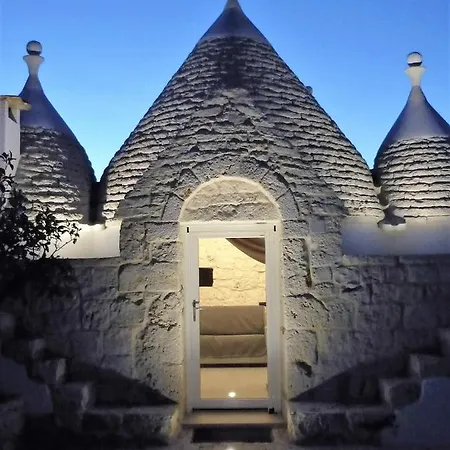 Villa Trullo Amenil Con Piscina
