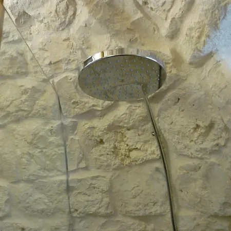 Trullo Amenil Con Piscina