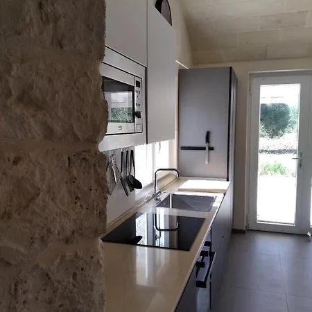 Trullo Amenil Con Piscina Villa *